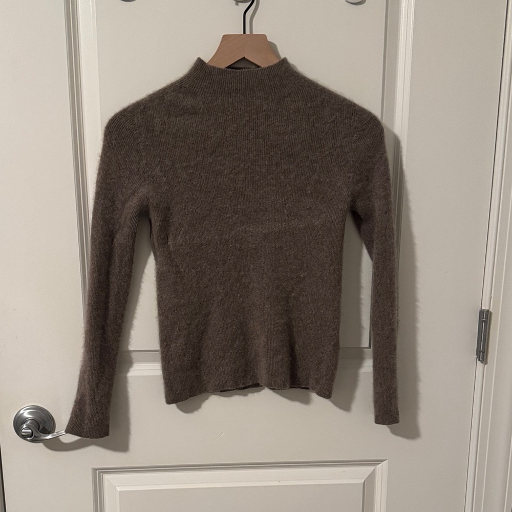 Women's Soft Mock Neck Sweater - Brown 100% cashmere